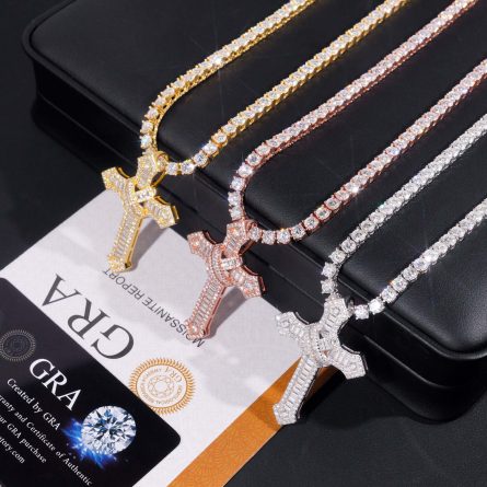 S925 Silver Inlaid Moissanite European And American Cross-Border Hip Hop Cross Pendant With Gra - Image 3