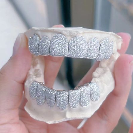 New Hot Model S925 Sterling Silver Mossan Hip-Hop Hiphop Full Diamond Braces High-End Luxury Diamond Inlay Jewelry Trend - Image 3