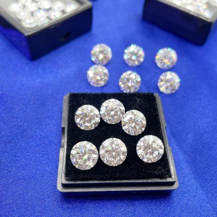 Manufacturer Supplies 1-5 Carats Of Mosanite Bare Stone In Stock. The Second Pass-Through Pen Certificate Black Card Waist Code Is Complete - Image 3