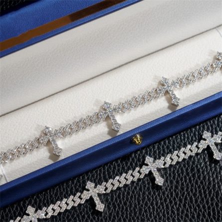 European And American Cuban Chain Single Row Stone 6Mm Full Of D-Color Moissanite S925 Silver Cross Cuban Chain Accessories - Image 3