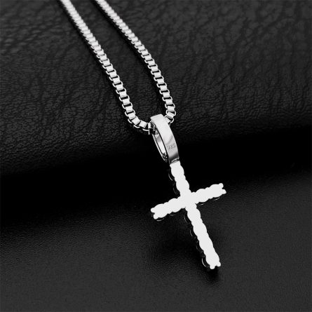 Ins European And American Hot Sale 2.5Mm925 Silver-Set Mossan Cross Hip Hop Pendant Can Be Worn Through A Single Stone Necklace - Image 3