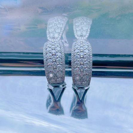 Direct Supply Of Manufacturers  Hot Sale Micro-Inlaid Diamond Super Flash Moissan Diamond Earrings For Women Light Luxury High-End Foreign Trade Earrings - Image 4