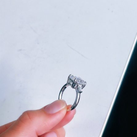 Simple Temperament Asher Cut Square Diamond Opening Ring For Women Fashion Light Luxury Emerald Ladder Square Women Ring Ring Jewelry - Image 3