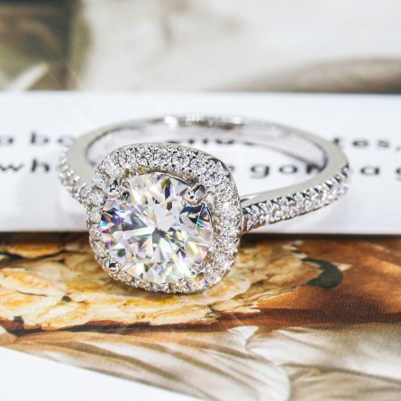 Marriage And Proposal Ring 925 Silver Mossanite Square Bag Round 2 Carat High-End Diamond Ring Accessories For Girls - Image 3