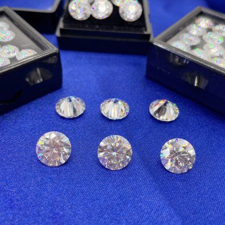Manufacturer Supplies 1-5 Carats Of Mosanite Bare Stone In Stock. The Second Pass-Through Pen Certificate Black Card Waist Code Is Complete - Image 2