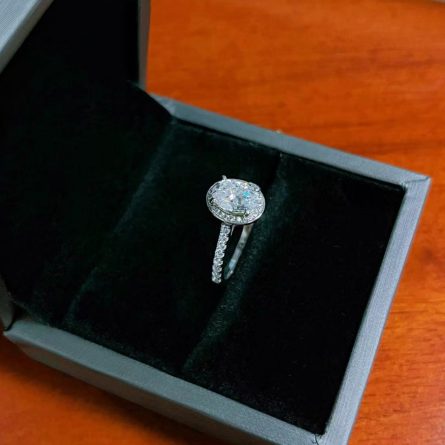 Luxurious Full Diamond Fashion Round Diamond Ring S925 Sterling Silver Moissan Diamond Ring 1 Carat Women'S Gift Engagement Ring Wedding Ring - Image 4