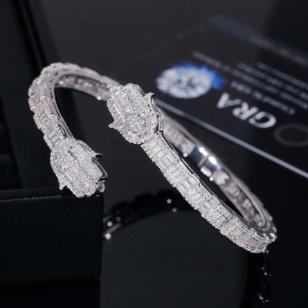 New European And American S925 Silver-Inlaid D-Color Mossanite T-Square Palm Bracelet Hip-Hop Fashion High-End Bracelet - Image 3