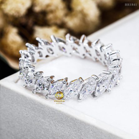 European And American Hip-Hop 925 Silver Inlaid Vvs Horse-Eye Mossan Ring For Men And Women Full Ring Ins Fashion Trend Full Diamond - Image 5