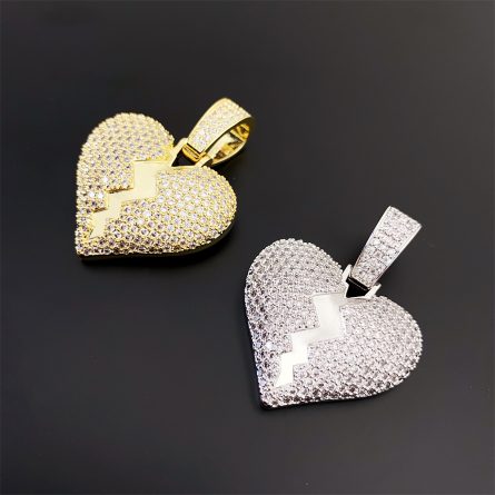 European And American Diamond Hip-Hop Copper Inlaid 5A Zircon Heart-Shaped Pendant Necklace Jewelry Can Be Worn Through A Single Stone Necklace - Image 3