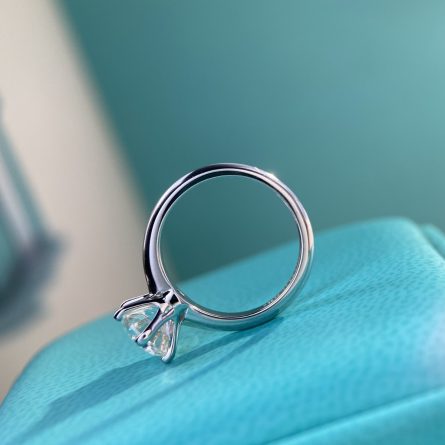 S925 Sterling Silver Classic Six-Claw Women'S Ring D Color Mossanzircon Ring Simple Versatile Niche Jewelry Internet Celebrity Ins (复制) - Image 3