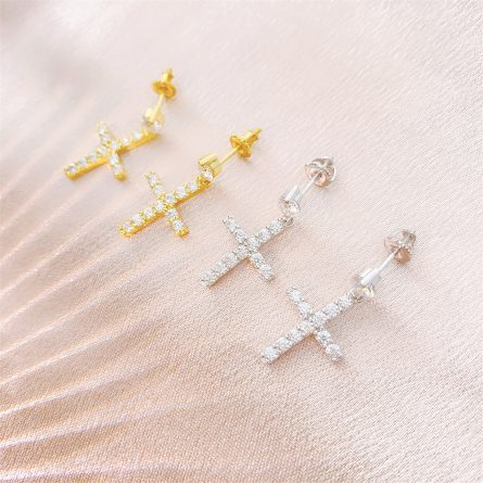 New Hot-Selling S925 Silver Moissanite Earrings Round Cross Earrings European And American Hip-Hop Personality Earrings - Image 3