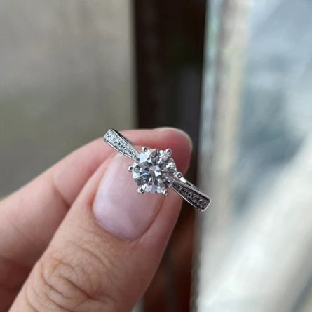 S925 Sterling Silver Moissan Diamond Micro-Insert Six-Claw Ring Women'S Ring Six-Claw Classic Crown Proposal Ring Manufacturer Wholesale - Image 4