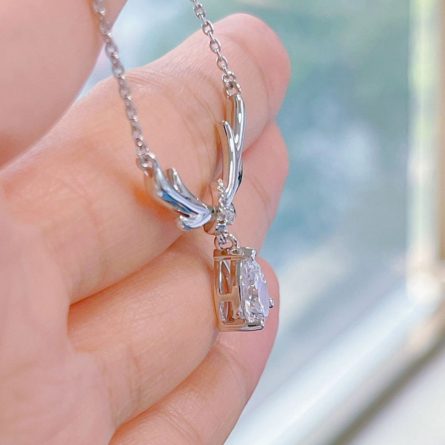 New Light Luxury Fashion Korean Version Clavicle Chain S925 Sterling Silver Plated 18K Gold Moissan Diamond High-End Necklace Wholesale - Image 4
