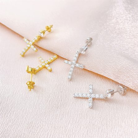 New Hot-Selling S925 Silver Moissanite Earrings Round Cross Earrings European And American Hip-Hop Personality Earrings - Image 4