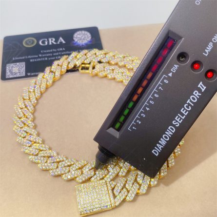 European And American Necklaces 15Mm Full-Inlaid Mosanite S925 Silver Diamond Cuban Chain Trendy Brand Necklace Accessories  Hot Sale Item - Image 3