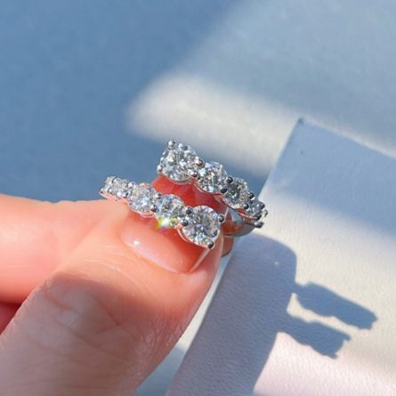 European And American 925 Sterling Silver Moissan Ring Light Luxury Personality High-End Twisting Arm Fashion Open Niche Jewelry And Diamond Ring - Image 3