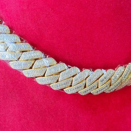 European And American Hip-Hop 20Mm Silver Plated 18K Gold Ladder Square Mosan Cuban Chain Trendy Cuban Bracelet Necklace - Image 5