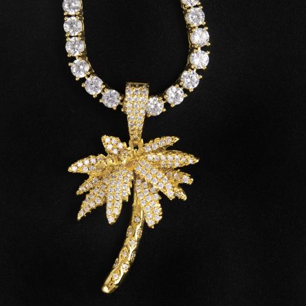 Wish Amazon'S Best Selling European And American Personalized Leaf Pendants, Micro-Inlaid Zircon Hip-Hop Necklace, New Cross-Border Products - Image 3