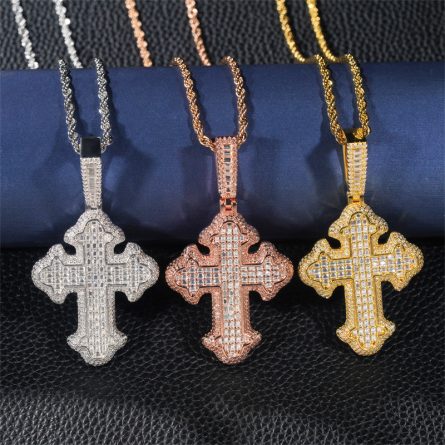 European And American Hip-Hop 925 Silver Inlaid With D Color Moissanite Cross Pendant Necklace Jewelry Can Be Worn Through A Single Stone Chain - Image 2