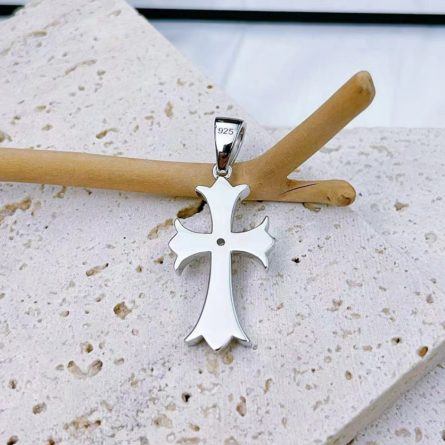 925 Silver Micro-Inlaid Mossanzircon 4Mm Foreign Trade Retro Street Style Cross Pendant Fashion Personalized Accessories - Image 3