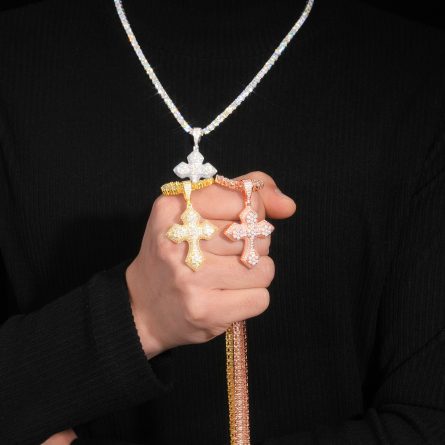 New S925 Silver Cross Hip-Hop Pendant, Men And Women Same Style European And American Hip-Hop Mossan Diamond Pendant Necklace - Image 3