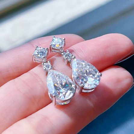 Water Drop Moissanzircon Earrings For Women'S Dance Party Simple Earrings European And American Commuting Earrings Fashion Trend Ins Style - Image 3
